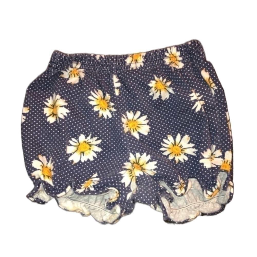 5/$25 Size 12 months shorts with flowers on them